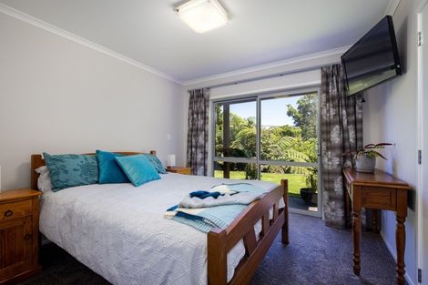 Photo of property in 398 Mangorei Road, Highlands Park, New Plymouth, 4312