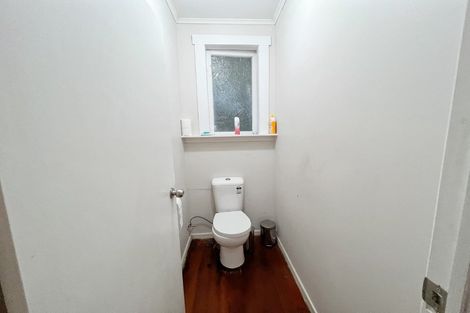 Photo of property in 21 Seabrook Avenue, New Lynn, Auckland, 0600