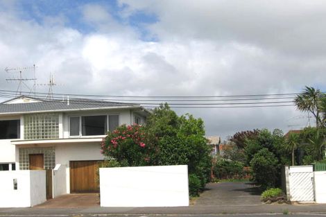 Photo of property in 2/39 Craig Road, Milford, Auckland, 0620