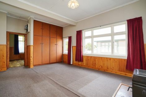 Photo of property in 11 Clifden Highway, Tuatapere, 9620