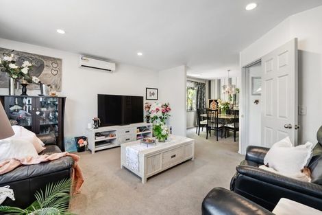 Photo of property in 1/3 Pelican Lane, Unsworth Heights, Auckland, 0632