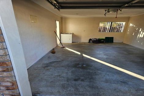 Photo of property in 16 Carrick Glen Avenue, Flat Bush, Auckland, 2019