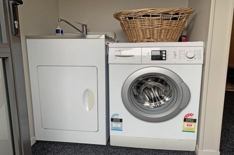 Photo of property in 13 Belgrove Drive, Waipukurau, 4200