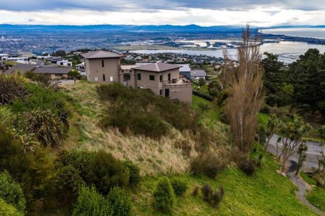 Photo of property in 14 Stoneyridge Close, Mount Pleasant, Christchurch, 8081