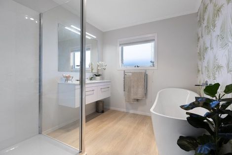 Photo of property in 18 Roka Street, Bell Block, New Plymouth, 4312