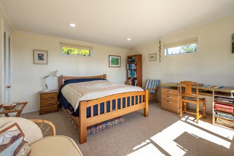 Photo of property in 11 Cory Road, Palm Beach, Waiheke Island, 1081