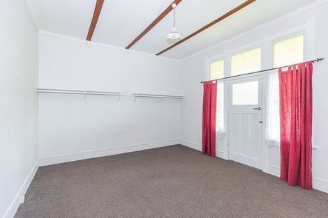 Photo of property in 9 Bignell Street, Gonville, Whanganui, 4501