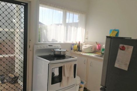 Photo of property in 2/12 Meadway, Sunnyhills, Auckland, 2010
