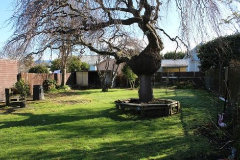 Photo of property in 3 Carlyle Street, Dannevirke, 4930