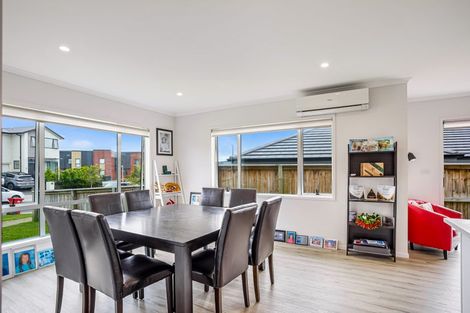 Photo of property in 28 Nellie Drive, Kumeu, 0810