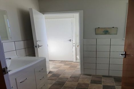 Photo of property in 20 Norfolk Street, Levin, 5510