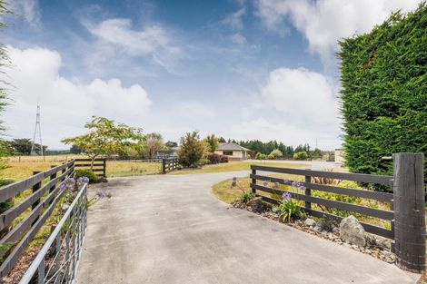 Photo of property in 32 Stoneleigh Lane, Aokautere, Palmerston North, 4471