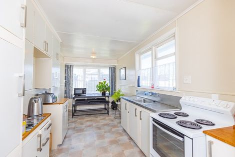 Photo of property in 1 Cornfoot Street, Castlecliff, Whanganui, 4501