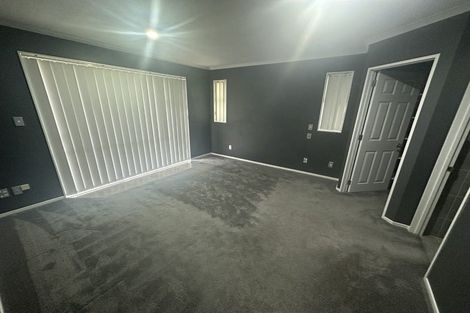 Photo of property in 19 Breon Place, Flat Bush, Auckland, 2016