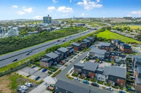 Photo of property in 26 Kotuitui Street, Manukau, Auckland, 2104