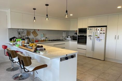 Photo of property in 6 Egret Court, Unsworth Heights, Auckland, 0632