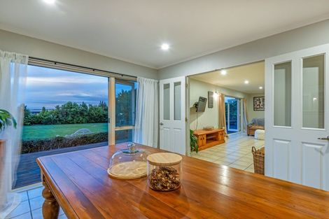 Photo of property in 76 Polson Hill Drive, Aokautere, Palmerston North, 4471