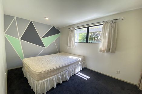 Photo of property in 8 Caples Place, Fernhill, Queenstown, 9300