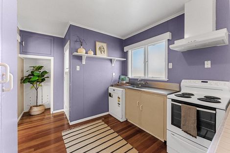 Photo of property in 12 Barclay Street, Ferndale, New Plymouth, 4310