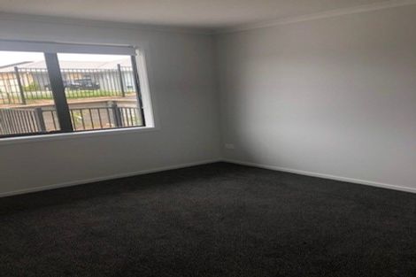 Photo of property in 4 Richardson Road, Omokoroa, 3114