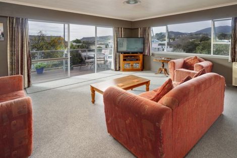 Photo of property in 10 Cornwall Place, Karaka, Papakura, 2113