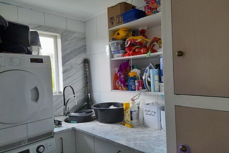 Photo of property in 13 Evans Road, Glen Eden, Auckland, 0602