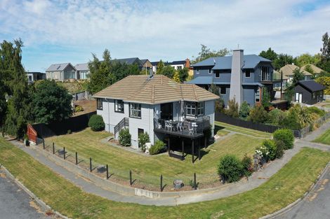 Photo of property in 34 Aorangi Crescent, Lake Tekapo, 7999