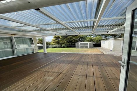 Photo of property in 25 Portadown Avenue, Pakuranga Heights, Auckland, 2010