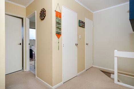 Photo of property in 4/90 Lynwood Road, New Lynn, Auckland, 0600