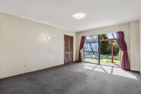 Photo of property in 8 Taihiki Road, Clarks Beach, 2122