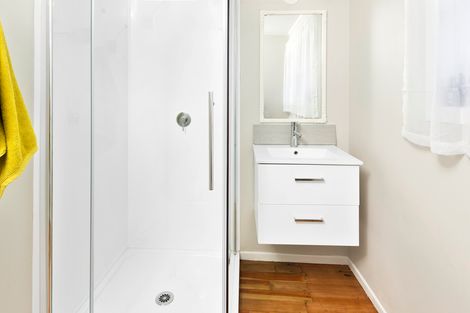 Photo of property in 13 Orchard Rise, Rosehill, Papakura, 2113