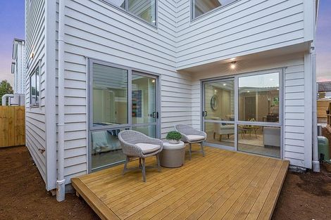 Photo of property in 527d Pakuranga Road, Howick, Auckland, 2010