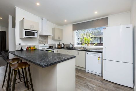 Photo of property in 27 Kiwi Street, Heretaunga, Upper Hutt, 5018