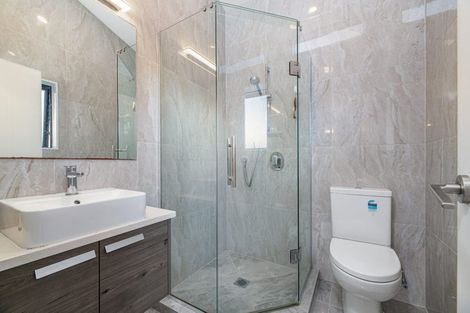 Photo of property in 5a Woodside Road, Massey, Auckland, 0614