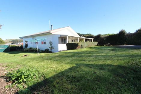 Photo of property in 10 Ruawhata Road, Mangatainoka, Pahiatua, 4982