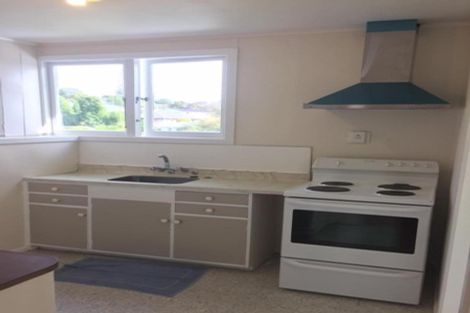 Photo of property in 51 Woodglen Road, Glen Eden, Auckland, 0602