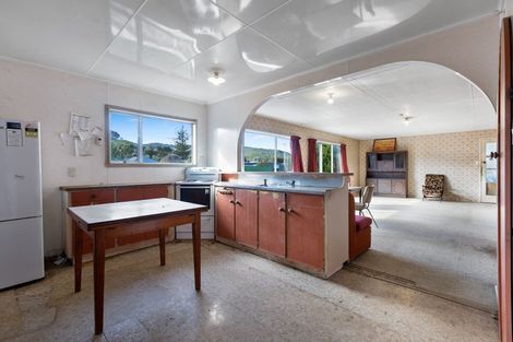 Photo of property in 6 Briscoe Street, Awakino, Mokau, 4376