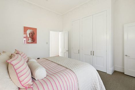 Photo of property in 117 Pirie Street, Mount Victoria, Wellington, 6011