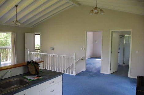 Photo of property in 62 Tio Tio Road, Miramar, Wellington, 6022