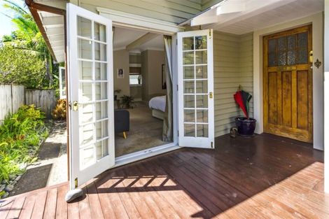 Photo of property in 20 Eversleigh Road, Belmont, Auckland, 0622