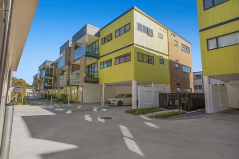 Photo of property in 102/7 Newelm Lane, Flat Bush, Auckland, 2019