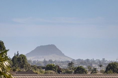 Photo of property in 5 Damien Place, Ohauiti, Tauranga, 3112