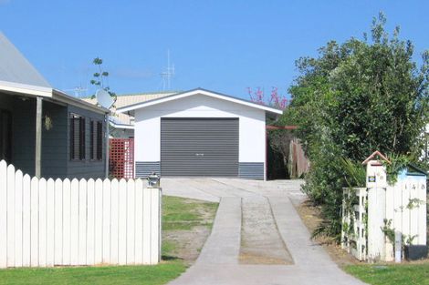 Photo of property in 16b Simpson Road, Papamoa Beach, Papamoa, 3118