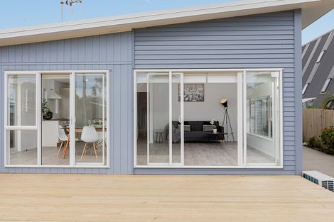 Photo of property in 100a Simpson Road, Papamoa Beach, Papamoa, 3118