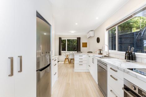 Photo of property in 85 Leeward Drive, Whitby, Porirua, 5024