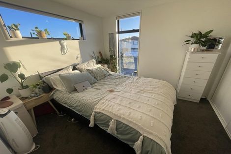 Photo of property in 52b Picton Avenue, Riccarton, Christchurch, 8011