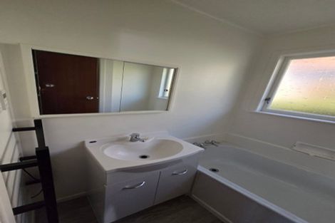 Photo of property in 53 Norana Road, Timberlea, Upper Hutt, 5018