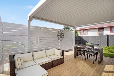 Photo of property in 10a Cramond Drive, Mangere East, Auckland, 2024