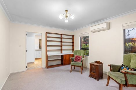 Photo of property in 21 Rubens Place, Burnside, Christchurch, 8053