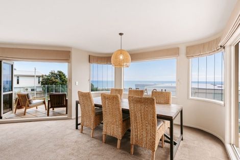 Photo of property in 333b Oceanbeach Road, Mount Maunganui, 3116